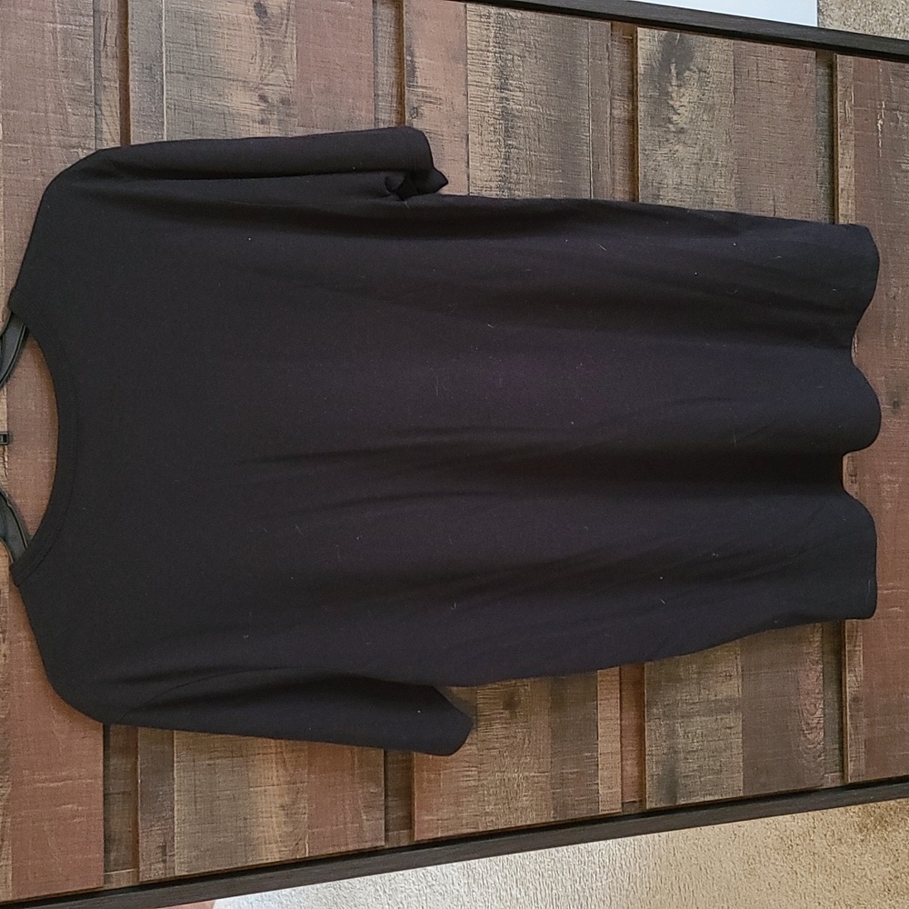 The Nike Tee - Picture 6 of 7